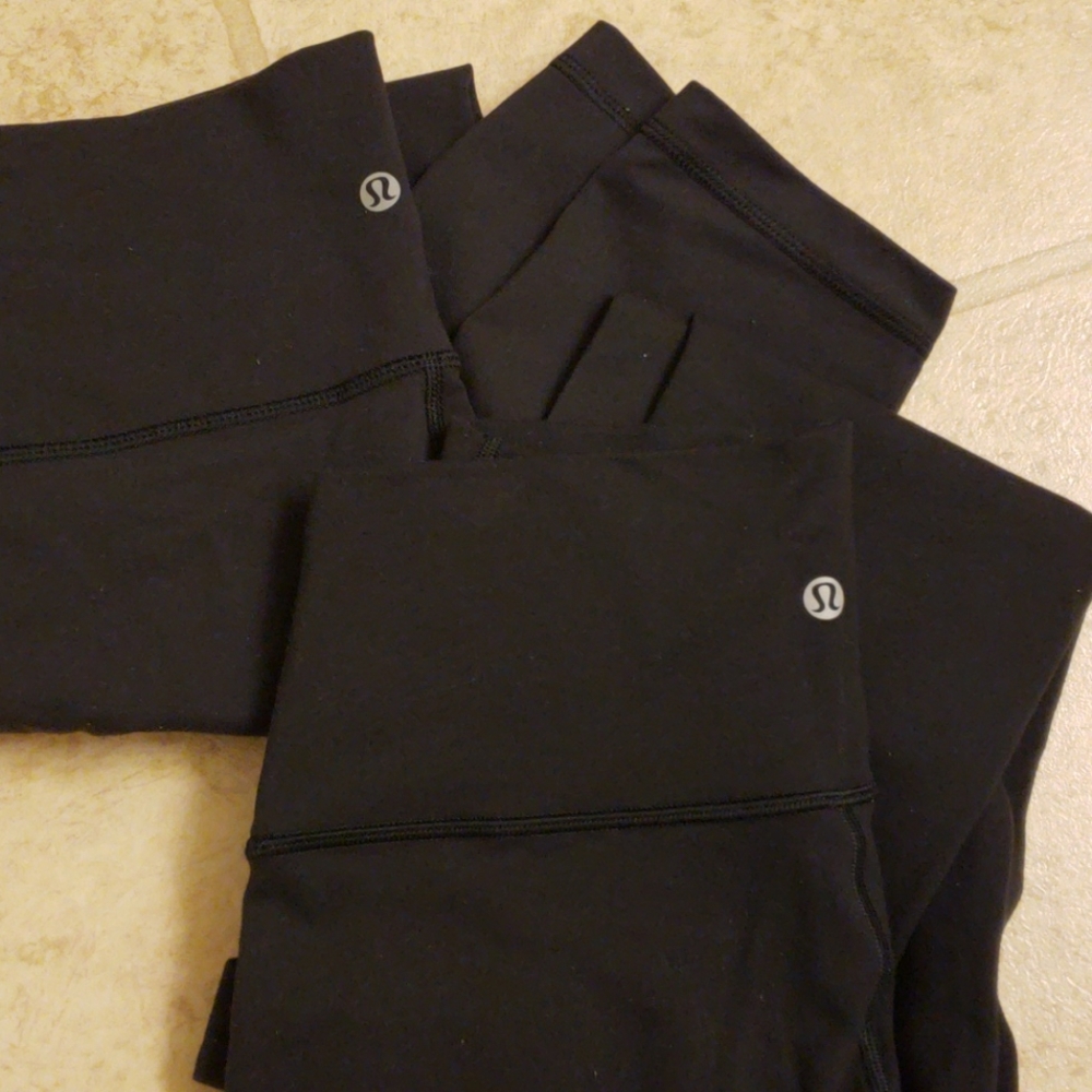 2 pair Lululemon capris
